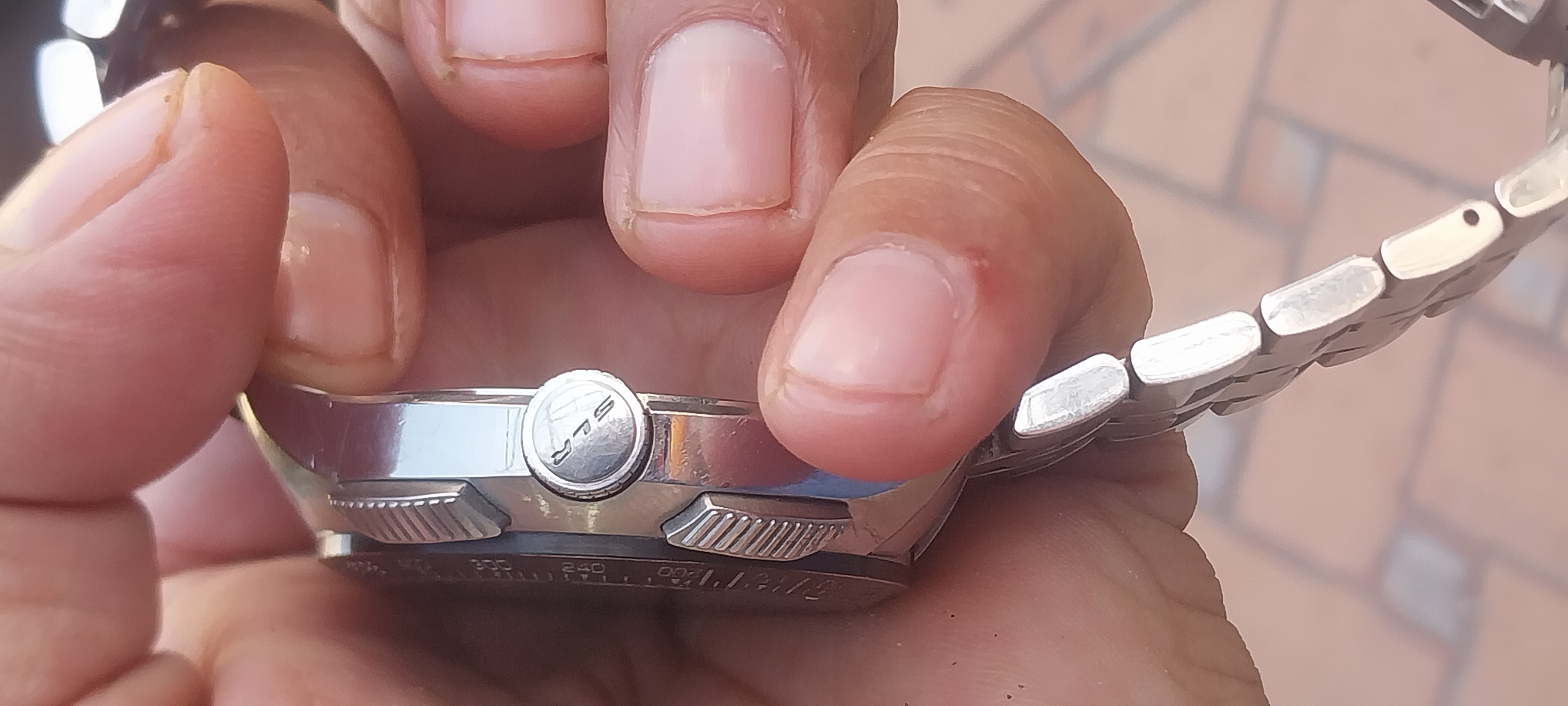 Tag Heuer SLR back view