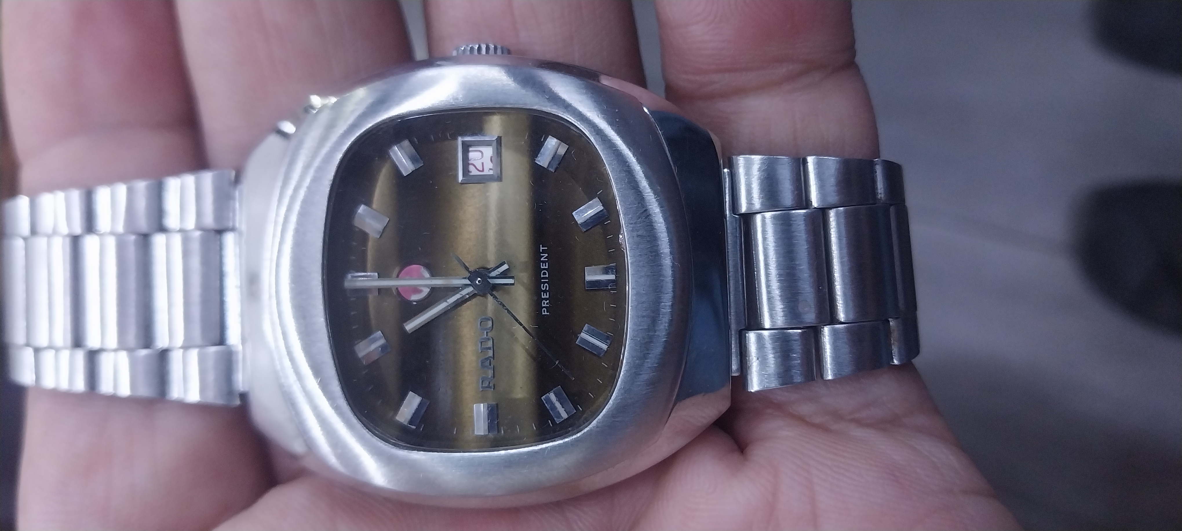 Rado midsize